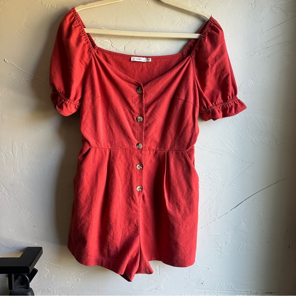 Lush Cotton/Linen Blend Red Romper with Pockets and Front Buttons Milkmaid Sz L‎